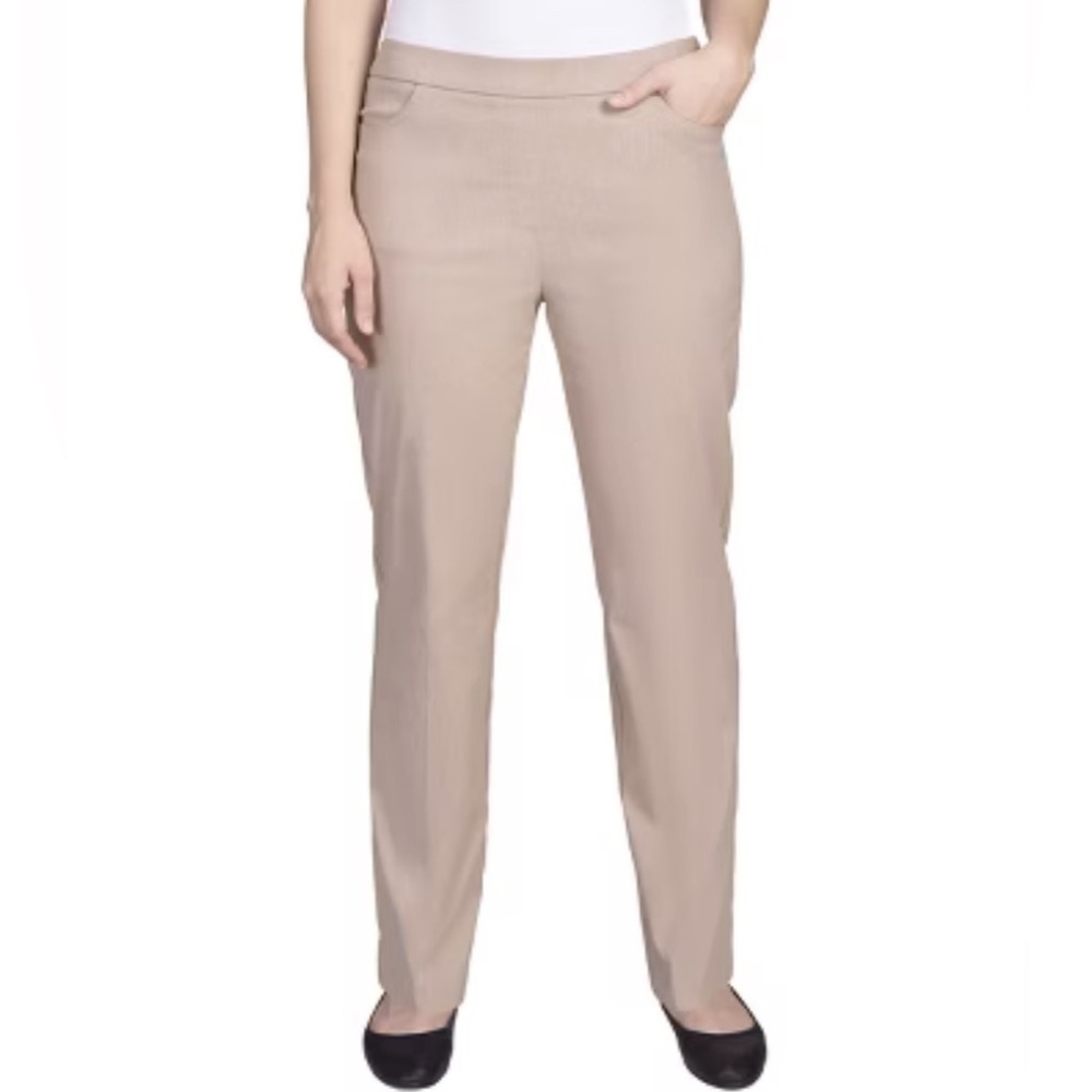 Anne Klein Gray Pull On Pants With A Purple Hue.   Size-8